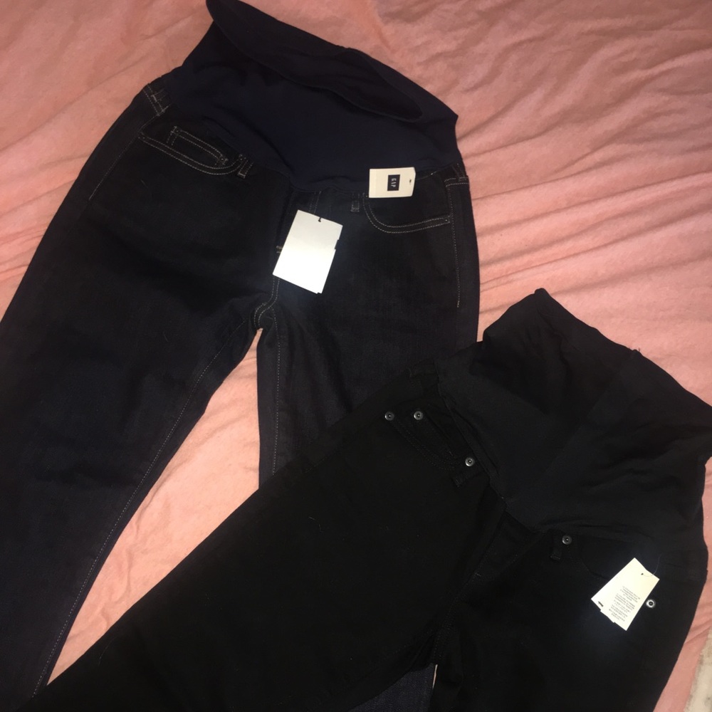 Maternity bundle: 2 GAP NWT mommy to be jeans